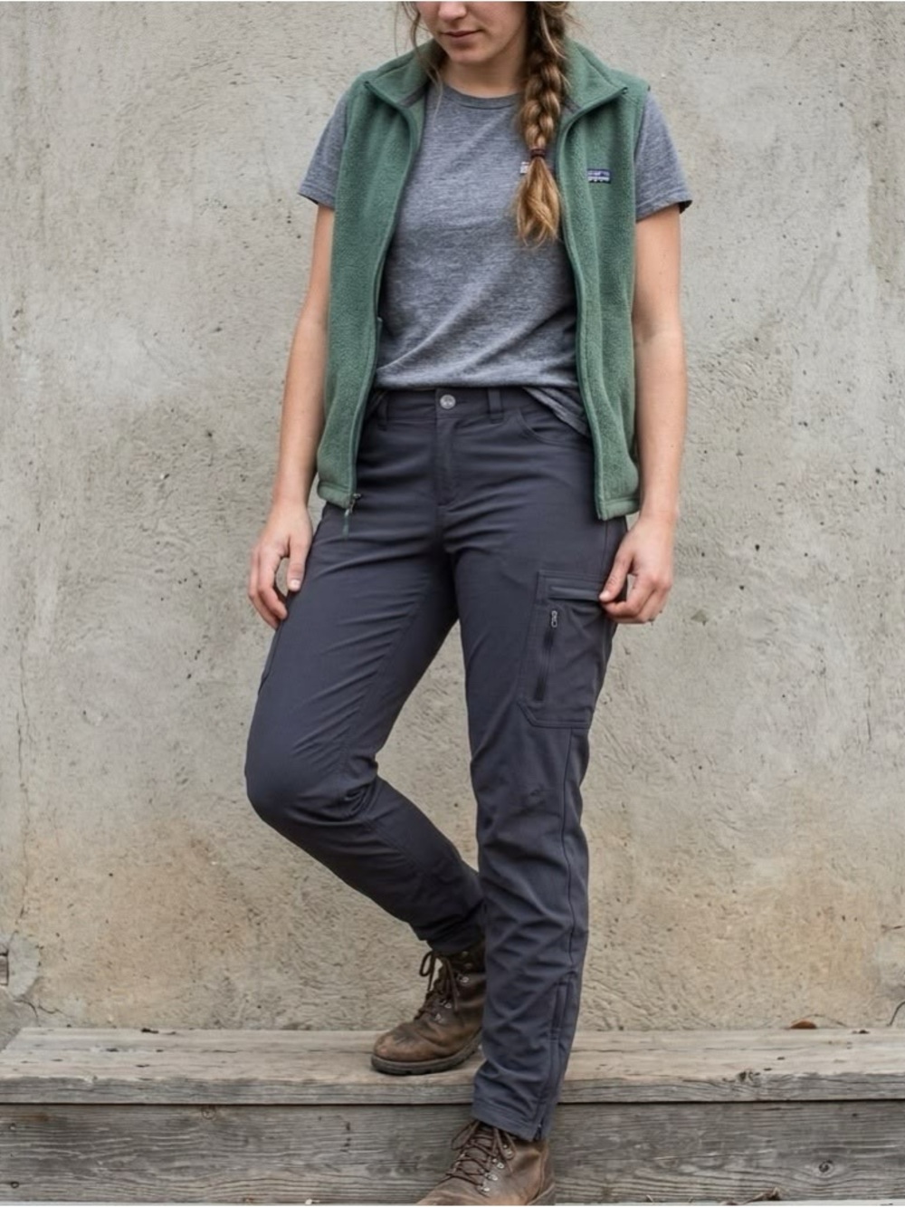 Patagonia black utility pant Women’s size 6